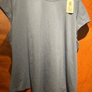 Universal Standard Tee